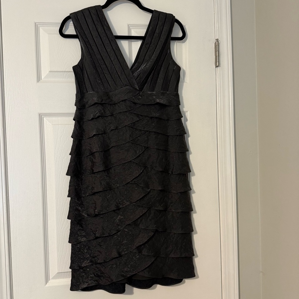 Adrianna Papell Grey Ruffle Shutter Pleat Shimmery Cap Sleeve Dress Womens 10
